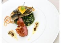 Jídlo v hotelu nebo okolí