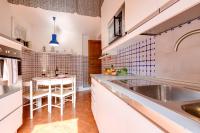Kuchyňa alebo kuchynka v ubytovaní Rome as you feel - Luxury Cappellari Apartment