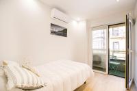 Posteľ alebo postele v izbe v ubytovaní Apartamentos San Marcial 28