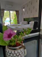 Půdorys ubytování Crown Beach Hotel-Private Bikini Beach