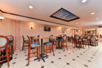 TV/trung tâm giải trí tại Holiday Inn Rancho Cordova - Northeast Sacramento by IHG