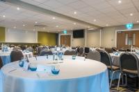 Restaurace v ubytování Holiday Inn Lancaster by IHG