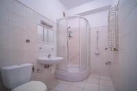 Łazienka w obiekcie Apartament Izaaka