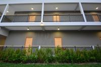 Balkón nebo terasa v ubytování The Grey House Palai Phuket