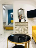 A television and/or entertainment centre at Frida Kahlo appartament