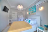 Posteľ alebo postele v izbe v ubytovaní Amazing apartment in Glyfada center