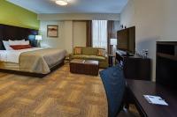 Staybridge Suites Atlanta Airportにあるベッド