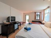 Postel nebo postele na pokoji v ubytování Holiday Villa, Lanta