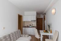Kuchyňa alebo kuchynka v ubytovaní Apartments & Room Eva Slano