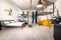 Posteľ alebo postele v izbe v ubytovaní Industrial Apartment ZERO