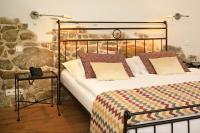 Postel nebo postele na pokoji v ubytování Bellevue Hotel Benešov