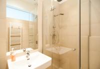 A bathroom at easy flat Margareten Apartments