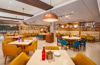 Restaurace v ubytování Bloom Boutique l Ranjit Avenue