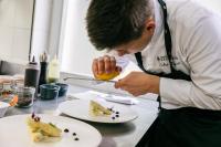 Jídlo v hotelu nebo okolí