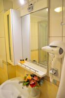 A bathroom at Comfort Downtown Istanbul
