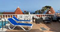The swimming pool at or close to La Palmita