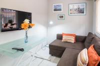 Posedenie v ubytovaní MalagaOnBeach 1 - Two bedrooms - up to 3 people - 10 meters beach