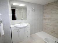 Koupelna v ubytování Apartment Tor Serena by Interhome