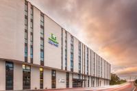una representación del exterior de un hotel en Holiday Inn Express - Erlangen by IHG, en Erlangen