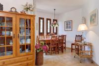 Posezení v ubytování Villa La Torreta