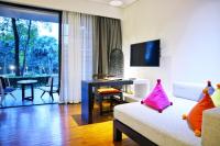 TV a/nebo společenská místnost v ubytování Veranda High Resort Chiang Mai - MGallery Collection