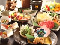 Jídlo v ryokanu nebo okolí