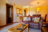 Posedenie v ubytovaní (SLE001) 3 Bedroom Golf Apartment