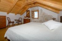 Posteľ alebo postele v izbe v ubytovaní Luxury Beachfront Villa Mare with private pool at the beach Orebic - Peljesac
