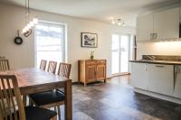 Kuchyňa alebo kuchynka v ubytovaní Tauern Relax Lodges by we rent, SUMMERCARD INCLUDED