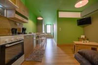 Kuchyňa alebo kuchynka v ubytovaní Marisa City Center Nafplio Apartment