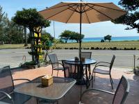 Gallery image of LoveSea 126 Beach Inn in Kenting