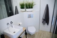 Kúpeľňa v ubytovaní Słoneczne Tarasy II - Apartments