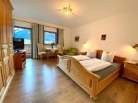 Posteľ alebo postele v izbe v ubytovaní Lechnerhof Hotel-Garni