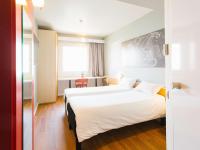 Cama o camas de una habitación en Ibis Elche