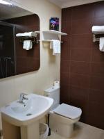 A bathroom at Apartamentos Gran Socaire de Noja