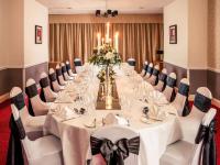 Posezení v ubytování Mercure Maidstone Great Danes Hotel