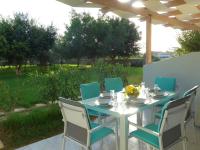 Zahrada ubytování Kalamaki Plaza Apartments