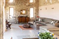 Posezení v ubytování Mounty Island Villas-Nefeli