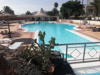 Bazén v ubytovaní Apartamento Luca 05 en Playa Roca alebo v jeho blízkosti