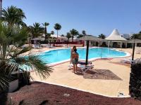 Bazén v ubytovaní Apartamento Luca 05 en Playa Roca alebo v jeho blízkosti