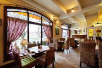 Posezení v ubytování Hotelik & Restauracja Złota Kaczka
