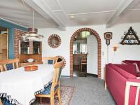 Posezení v ubytování 4 person holiday home in Bredebro-By Traum