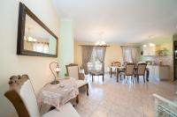 Kuchyňa alebo kuchynka v ubytovaní AIGLI ELEGANT SEA VIEW APARTMENT IN ARGOSTOLI