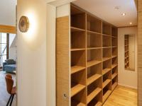 The library in Az apartmant