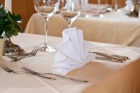 Reštaurácia alebo iné gastronomické zariadenie v ubytovaní Suitehotel Kleinwalsertal
