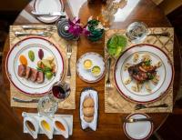 Mad på hotellet eller i nærheden