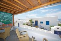 Balkón alebo terasa v ubytovaní Hibiscus Rosa Mykonos