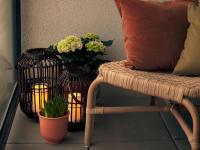 A seating area at Central Point by Zoom Apartments