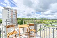 Balkón alebo terasa v ubytovaní Good Day Apartments- private parking new town
