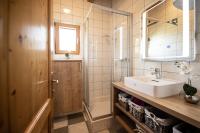 Een badkamer bij Weingarten &amp; Appartement Auszeit - Therme Loipersdorf